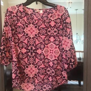 Pink, navy blue and cream top